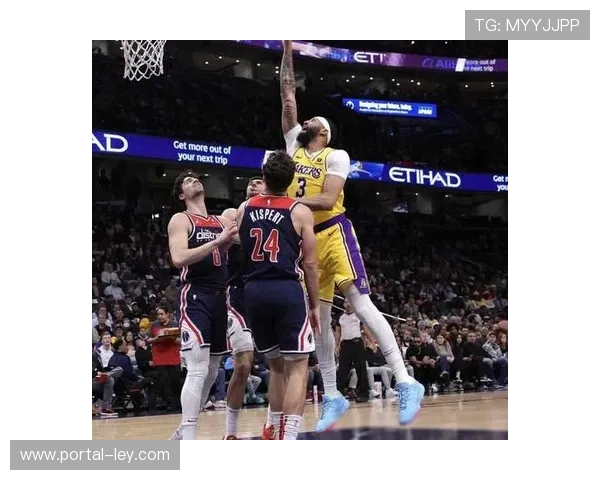 皮尔斯点评湖人阵容：交易勒布朗或里夫斯引入防守者