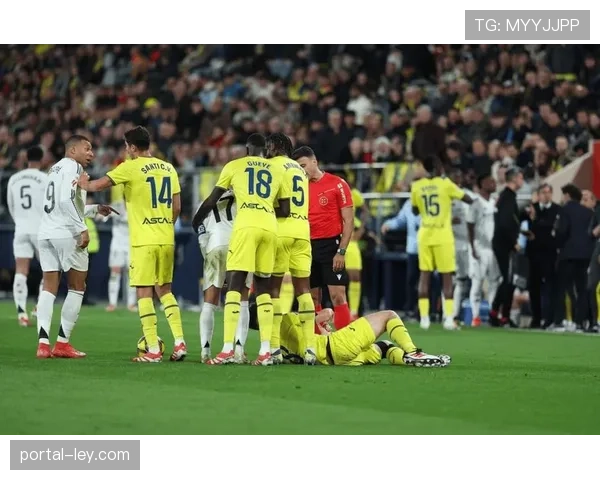 数据复盘：皇马在欧冠中放弃部分控球权，采用更高效的中场绞杀压迫取得成效